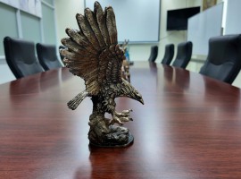 CAST ALUMINUM EAGLE STATUE